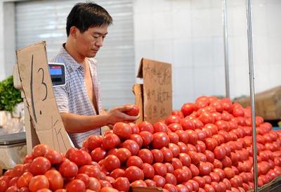 商务部:上周食用农产品和生产资料价格略有回落